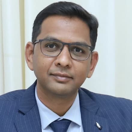 Portrait of Dr Nitin Bhalerao